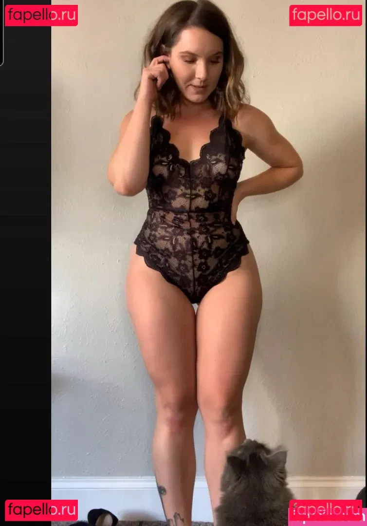 Crissy Climbs Onlyfans Photo Gallery 