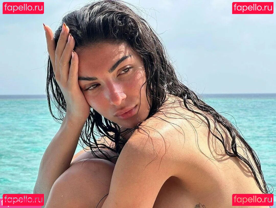 Elisa Maino Nude Onlyfans Photo 21