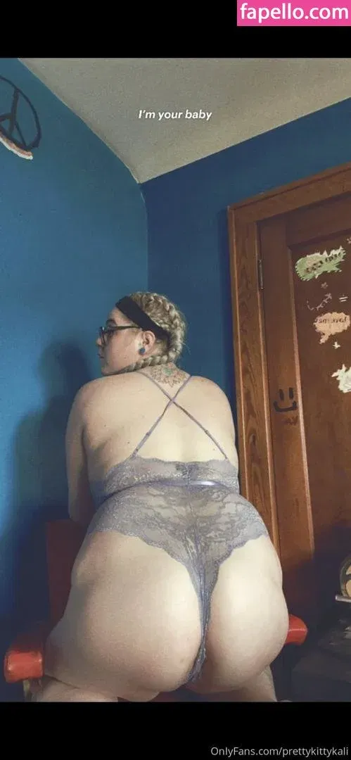 prettykittykali Onlyfans Photo Gallery 