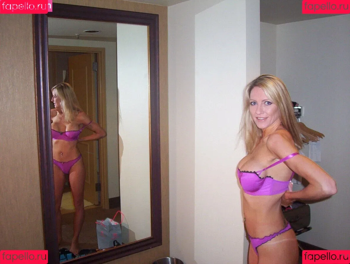 Emma Starr Onlyfans Photo Gallery 
