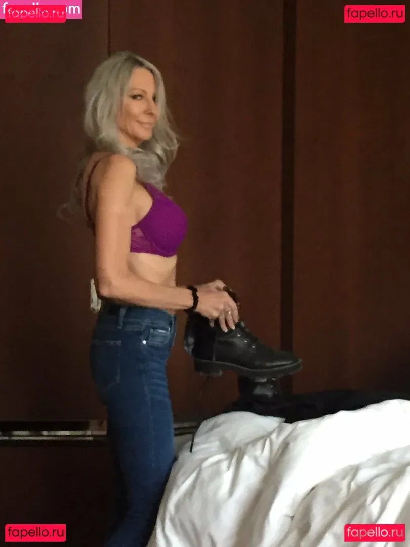 Emma Starr Onlyfans Photo Gallery 