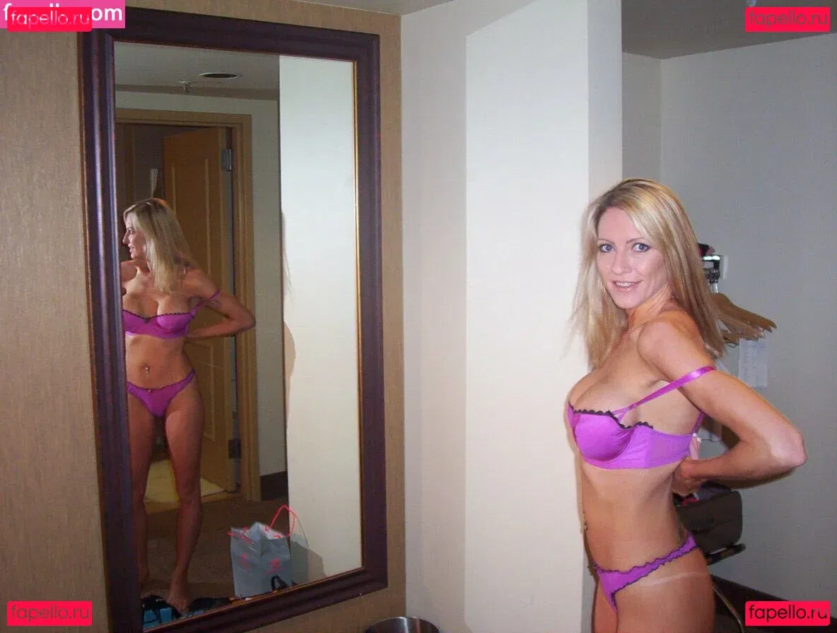 Emma Starr Onlyfans Photo Gallery 