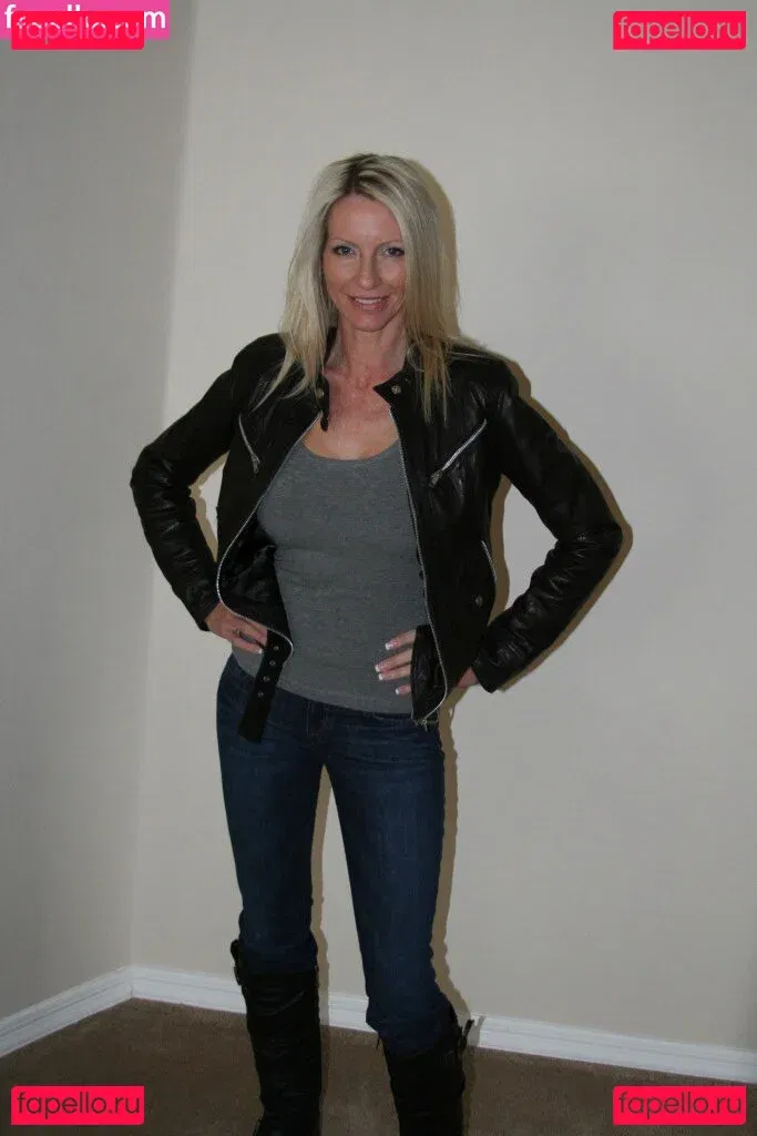 Emma Starr Onlyfans Photo Gallery 