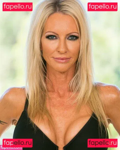 Emma Starr Onlyfans Photo Gallery 