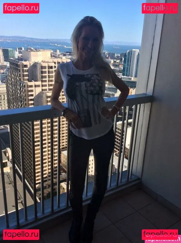 Emma Starr Onlyfans Photo Gallery 