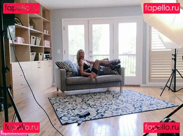 Emma Starr Onlyfans Photo Gallery 