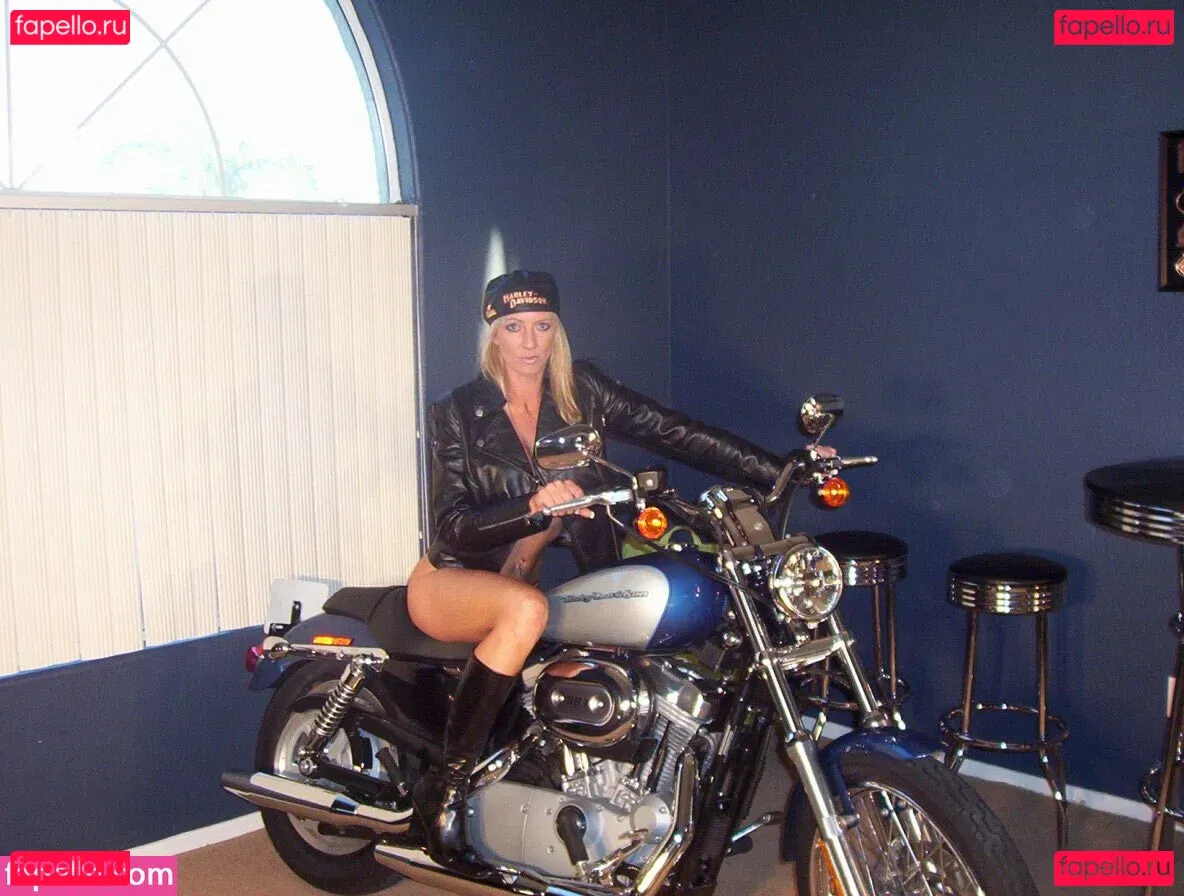 Emma Starr Onlyfans Photo Gallery 