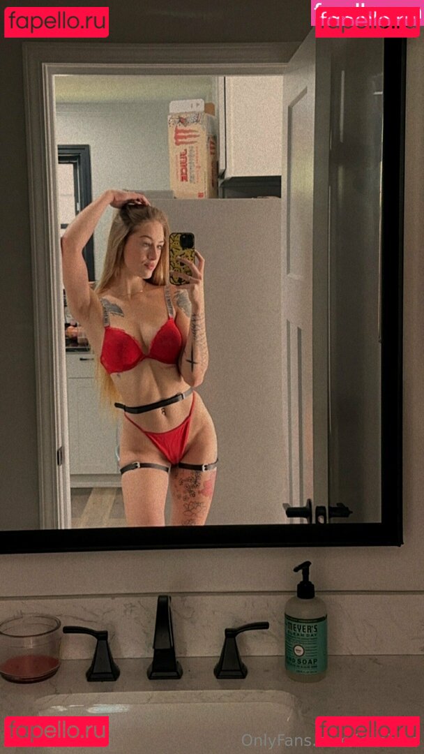 Ivy Chambers Nude Onlyfans Photo 5