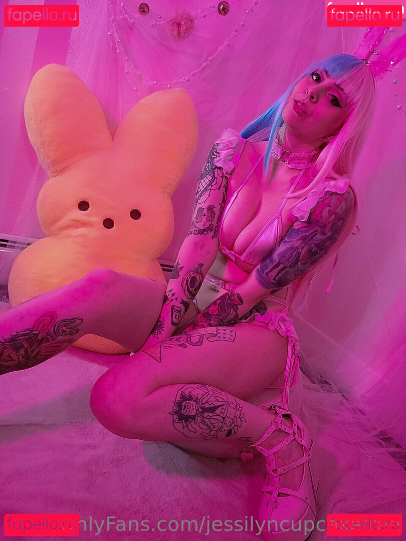 Jessilyncupcake Nude Onlyfans Photo 35