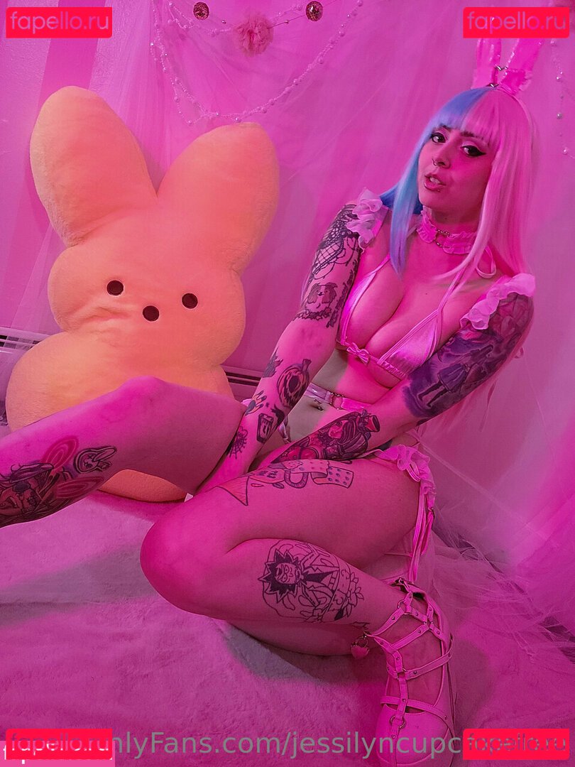 Jessilyncupcake Nude Onlyfans Photo 31