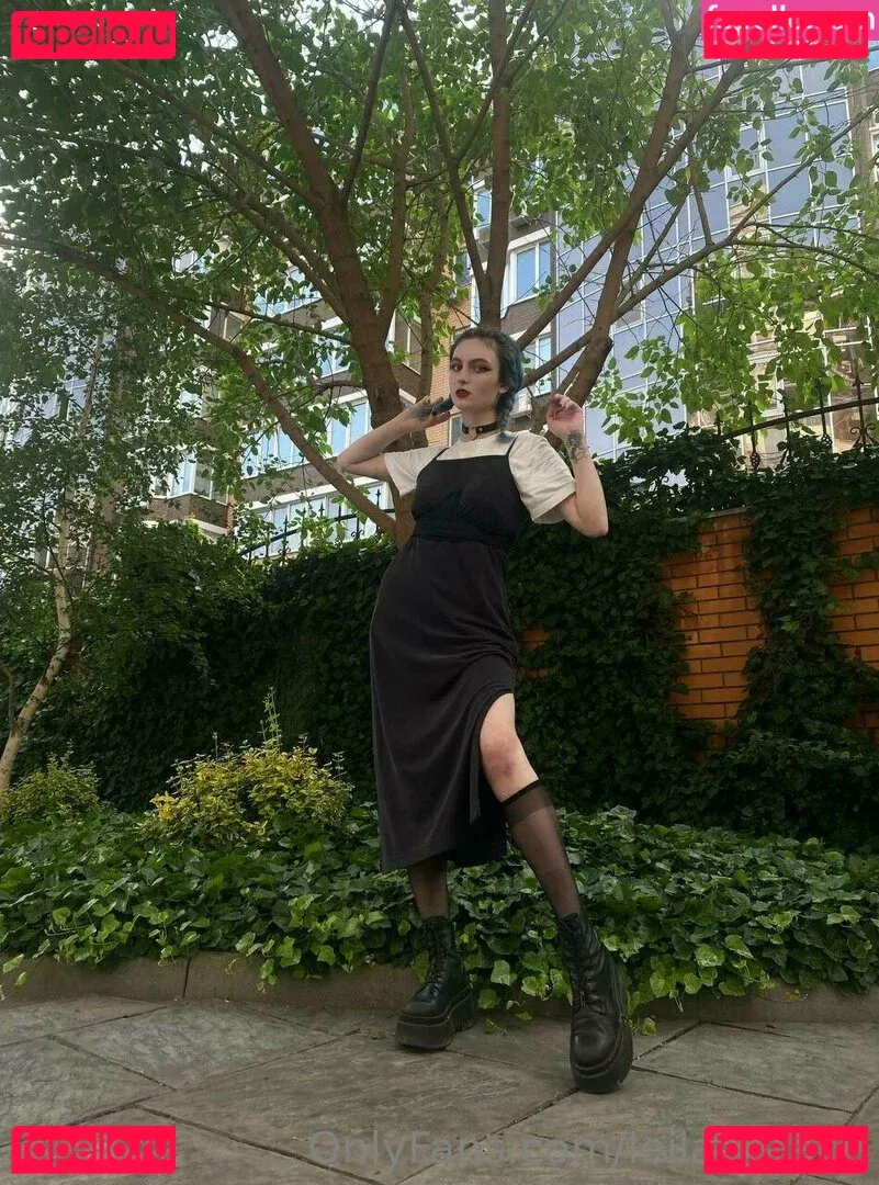 lilkristi Onlyfans Photo Gallery 