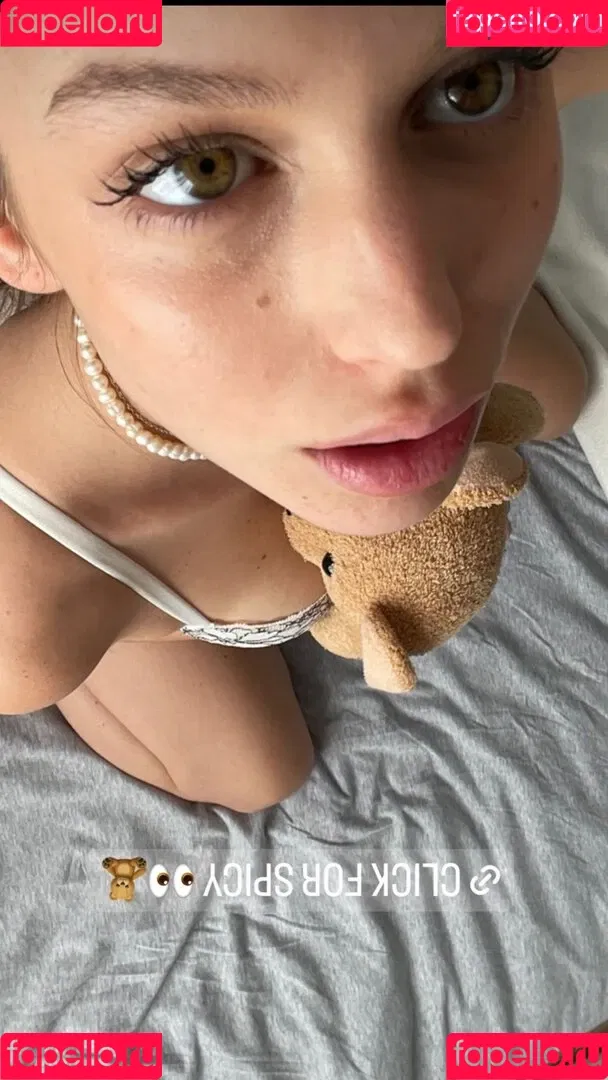 Noa Saez Onlyfans Photo Gallery 