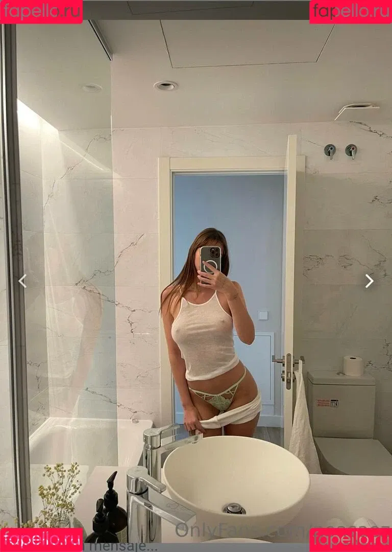 Noa Saez Onlyfans Photo Gallery 