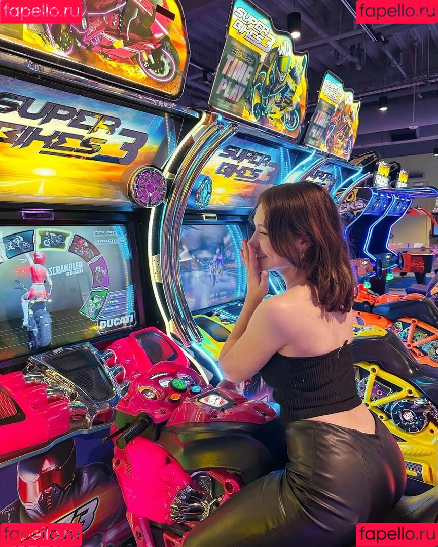 SabrinASMR Onlyfans Photo Gallery 