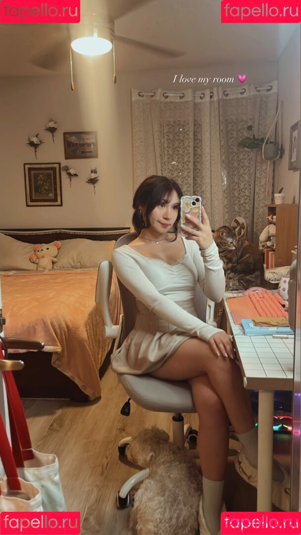 SabrinASMR Onlyfans Photo Gallery 