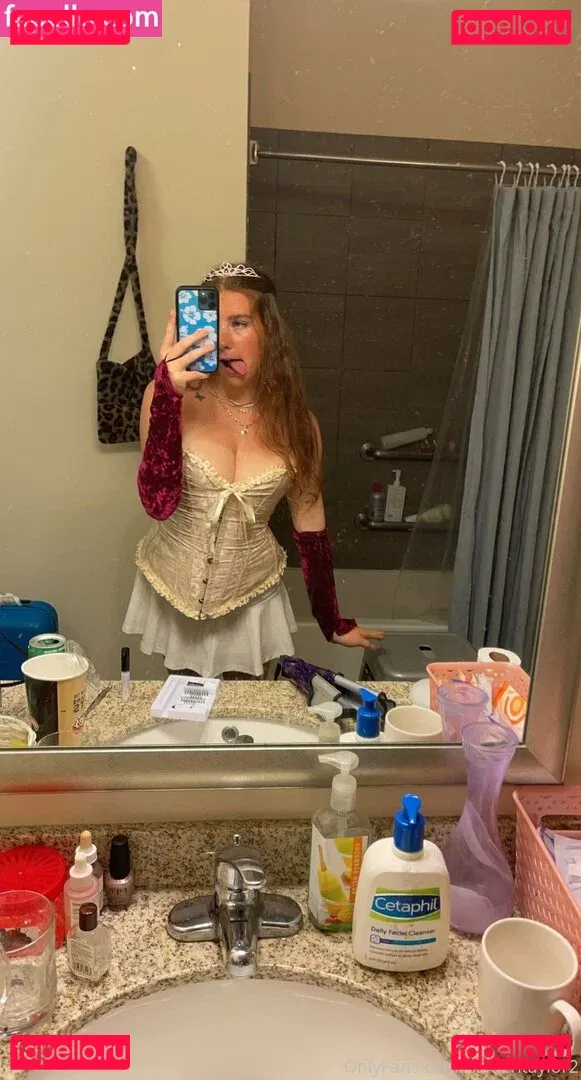 haidentaylor2 Onlyfans Photo Gallery 