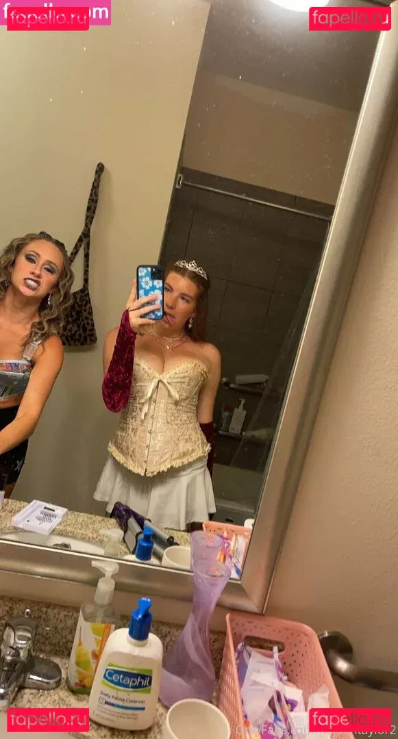 haidentaylor2 Onlyfans Photo Gallery 