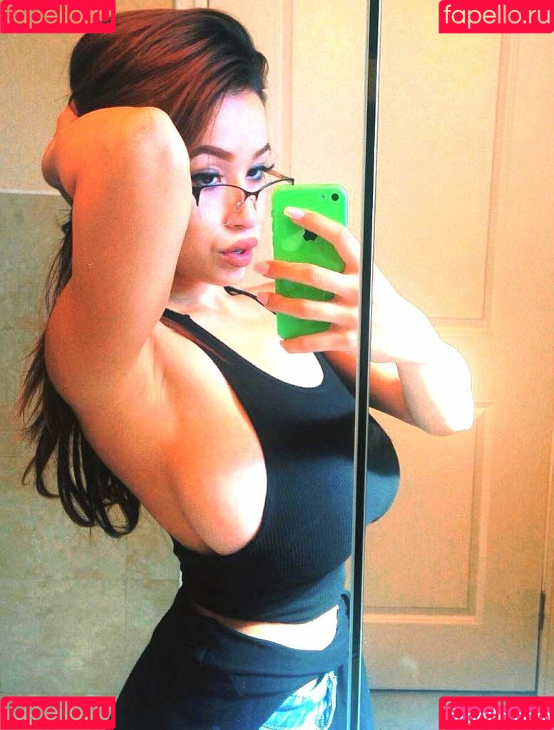 lizzywurst Onlyfans Photo Gallery 