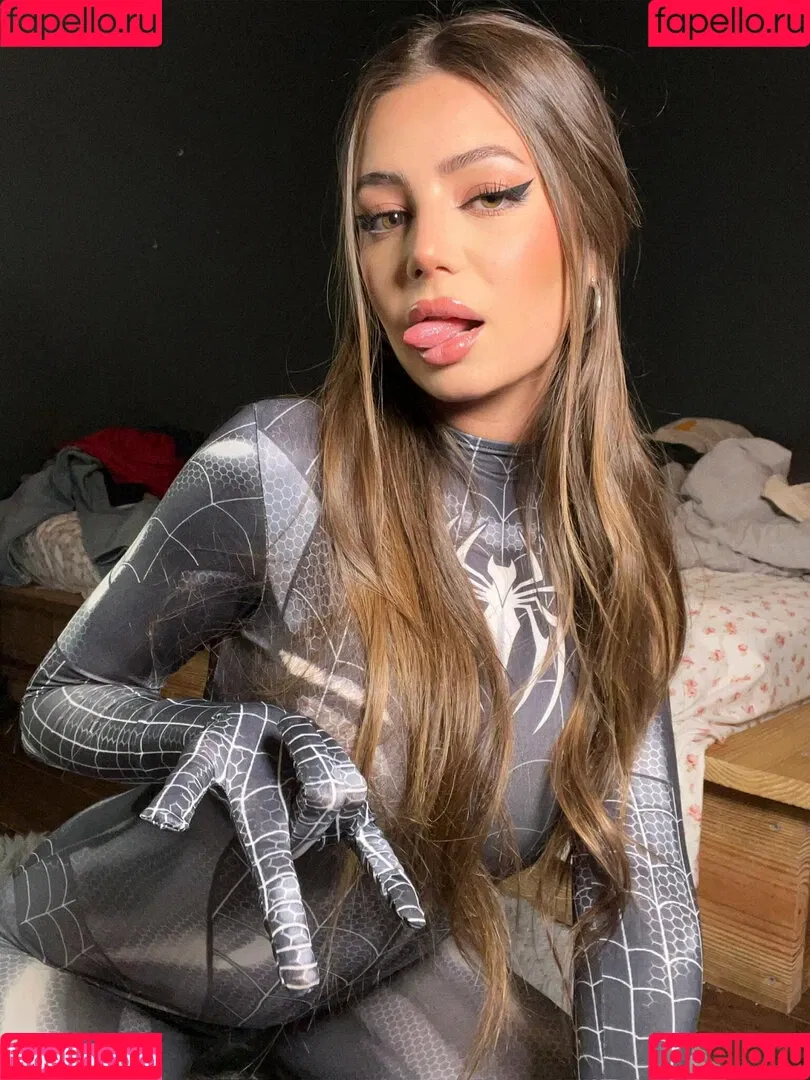 honeybunn3y Onlyfans Photo Gallery 
