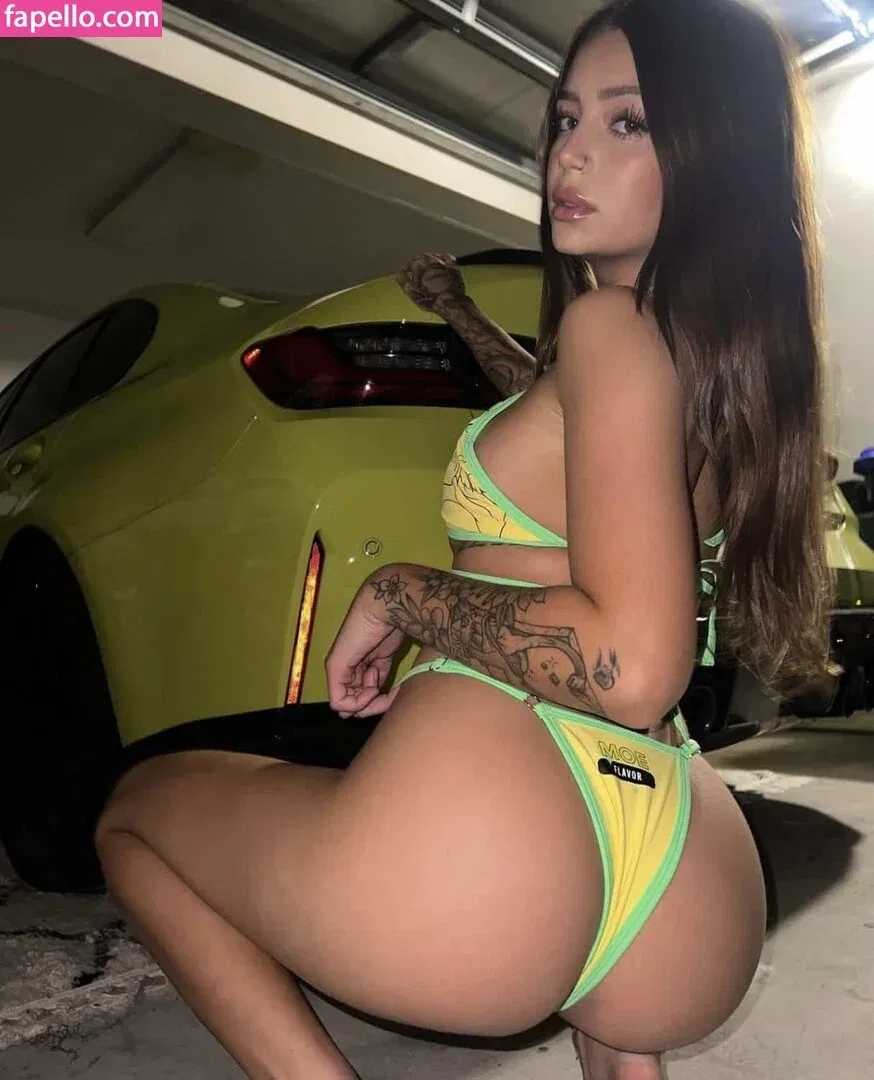 honeybunn3y Onlyfans Photo Gallery 