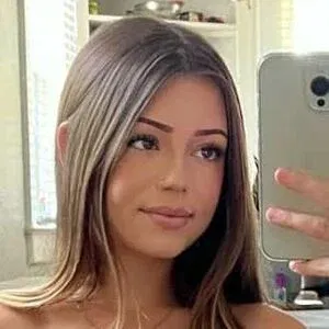 honeybunn3y Onlyfans Photo Gallery 