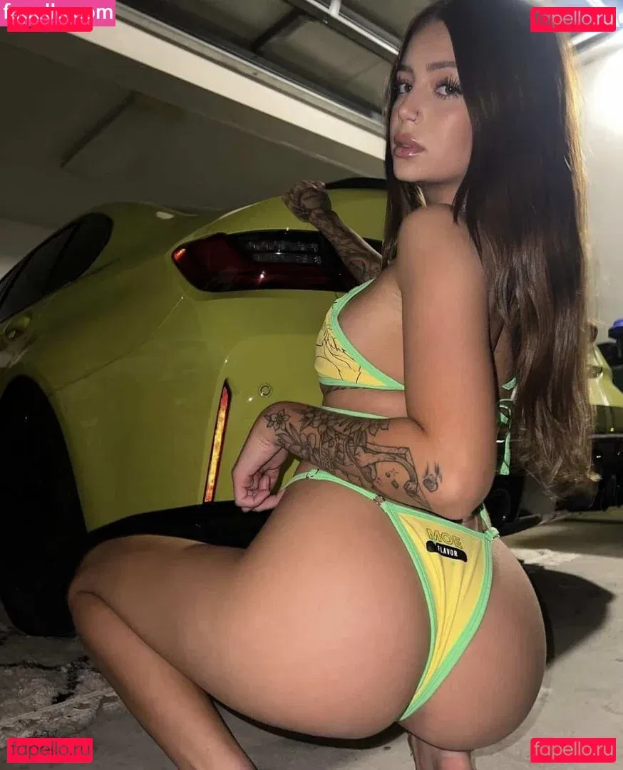 honeybunn3y Onlyfans Photo Gallery 