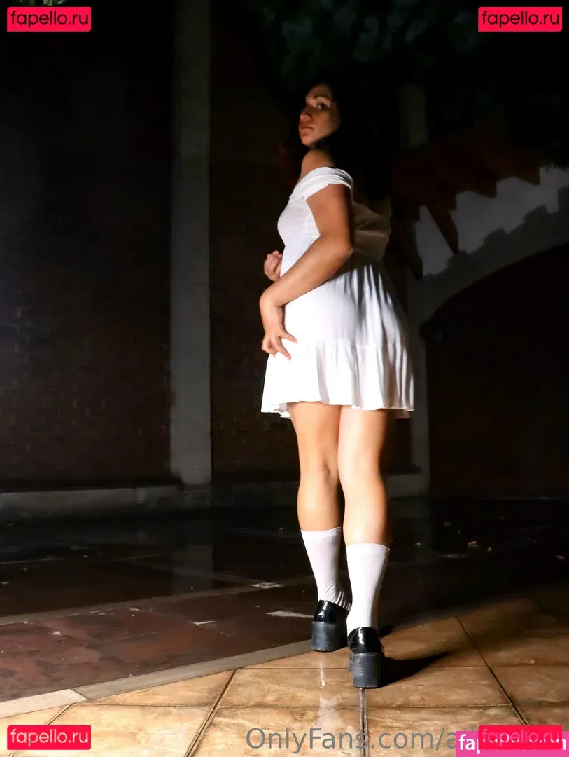 aikacode Onlyfans Photo Gallery 