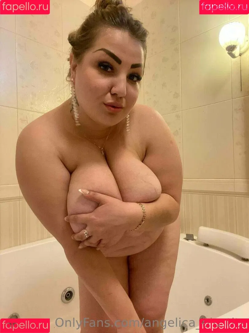 angelica_big_tits Onlyfans Photo Gallery 