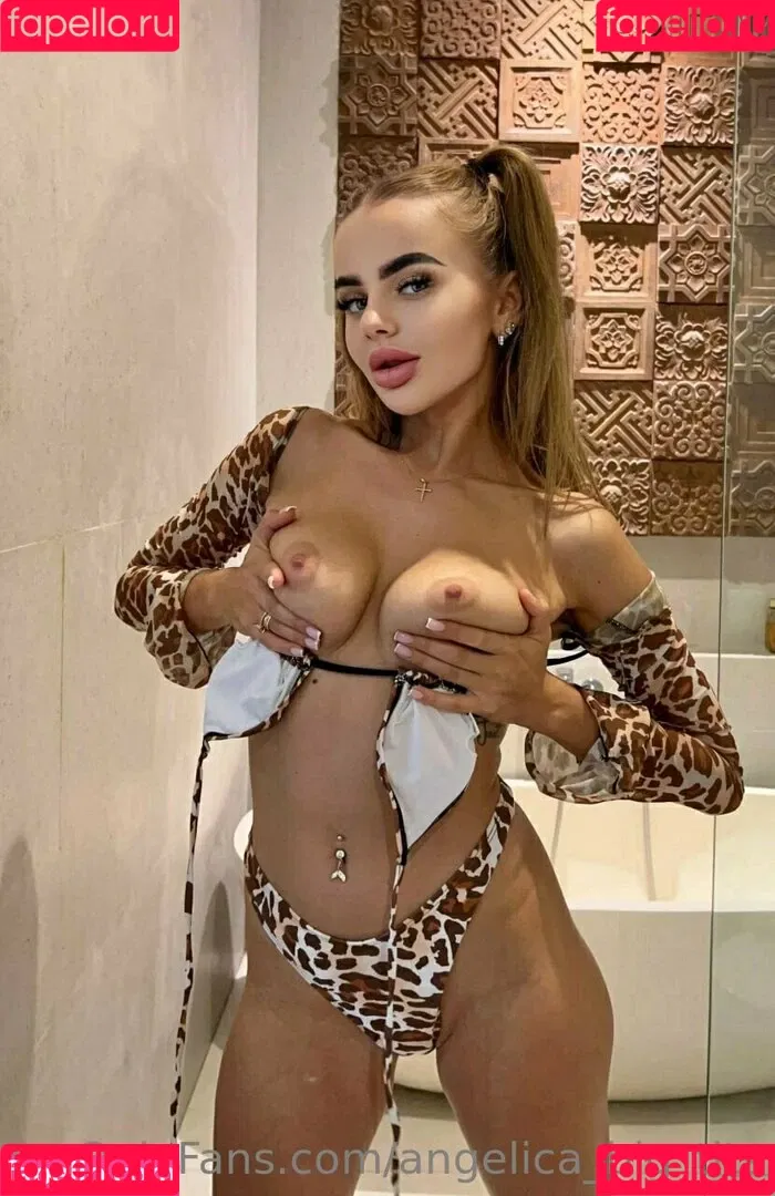 angelica_big_tits Onlyfans Photo Gallery 