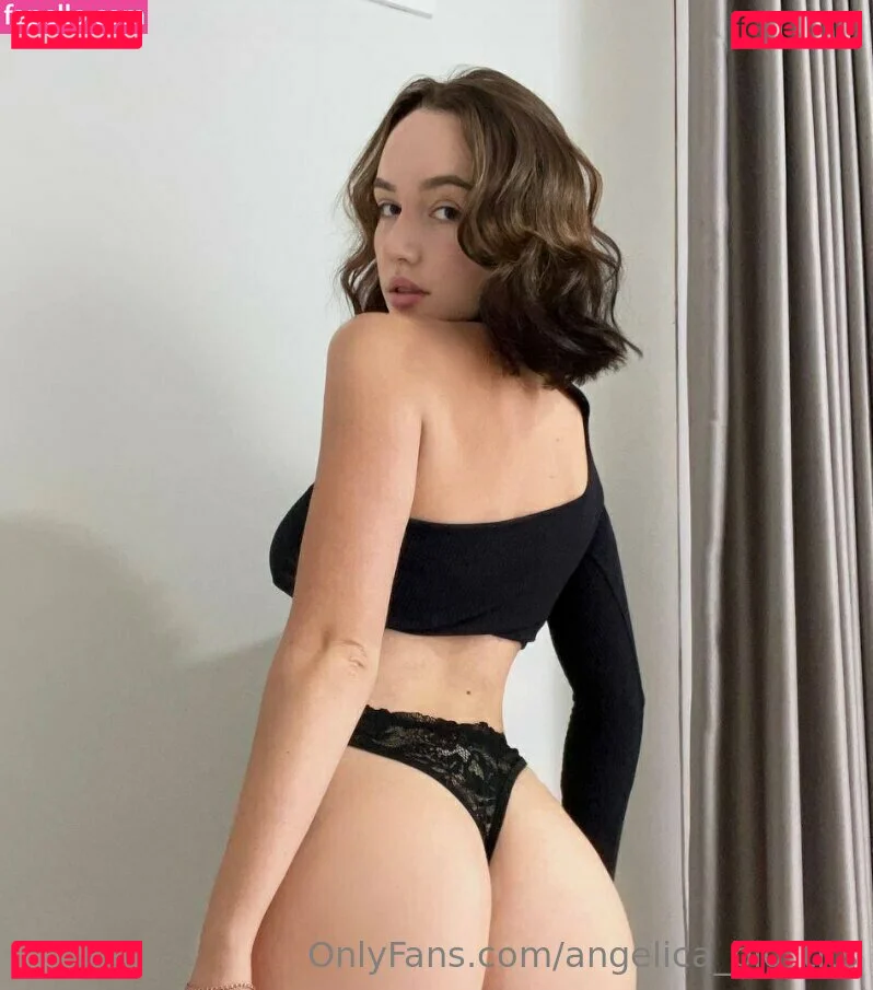 angelica_big_tits Onlyfans Photo Gallery 