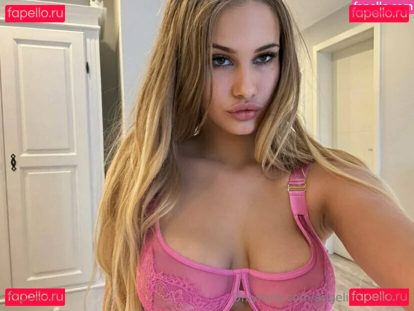 angelica_big_tits Onlyfans Photo Gallery 