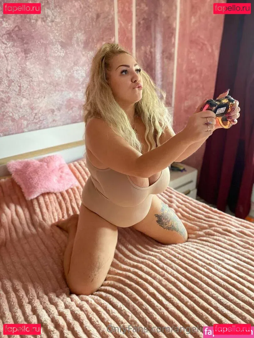 angelica_big_tits Onlyfans Photo Gallery 