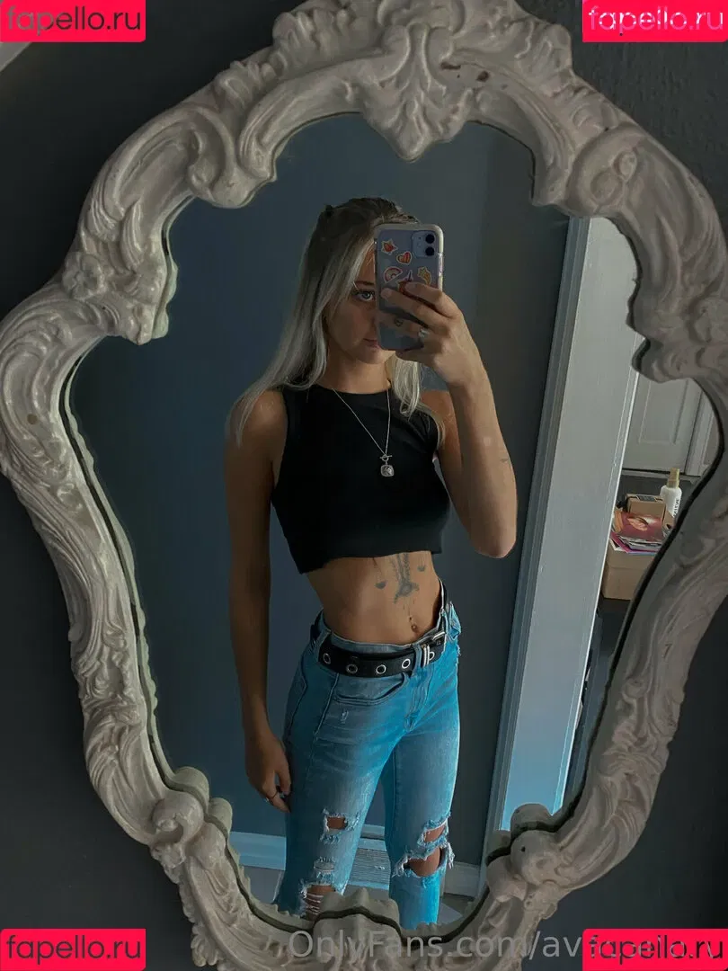 avacanary Onlyfans Photo Gallery 