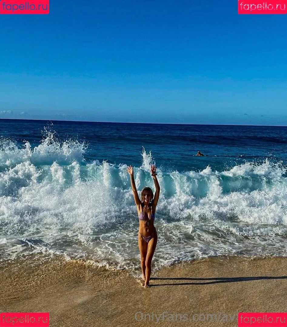 avacanary Onlyfans Photo Gallery 