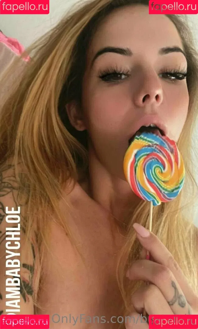 bustylola Onlyfans Photo Gallery 