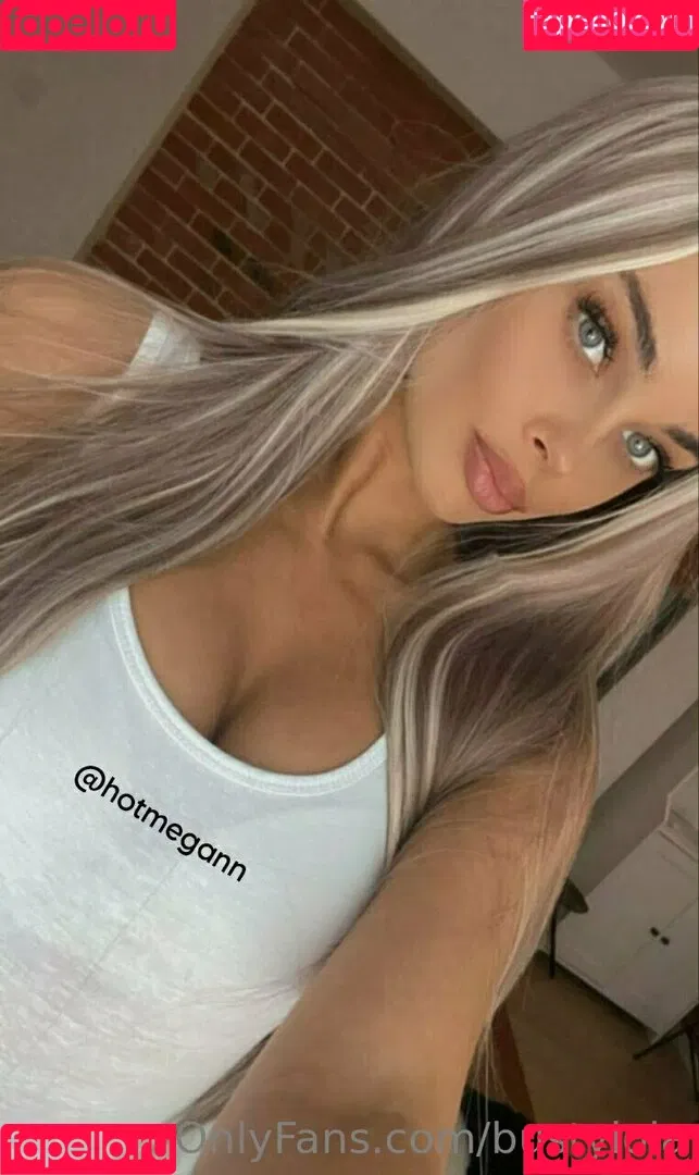 bustylola Onlyfans Photo Gallery 