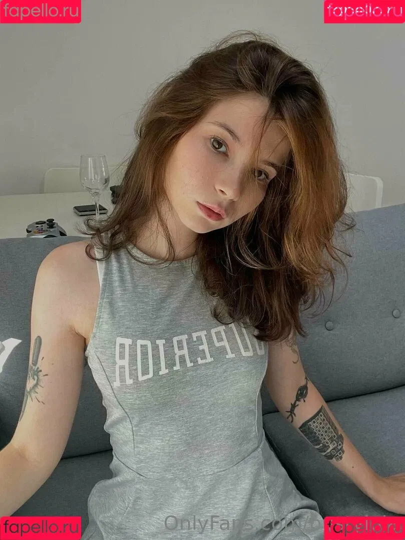 bustylola Onlyfans Photo Gallery 