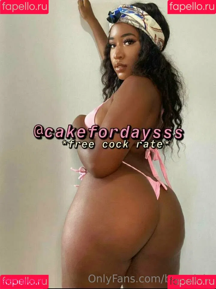 bustylola Onlyfans Photo Gallery 