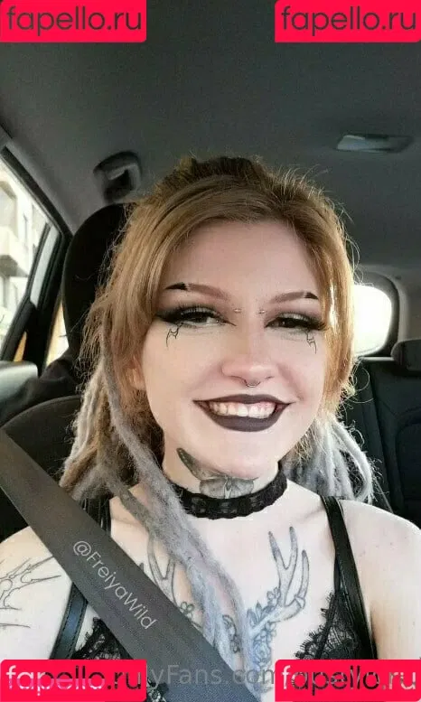 bustylola Onlyfans Photo Gallery 