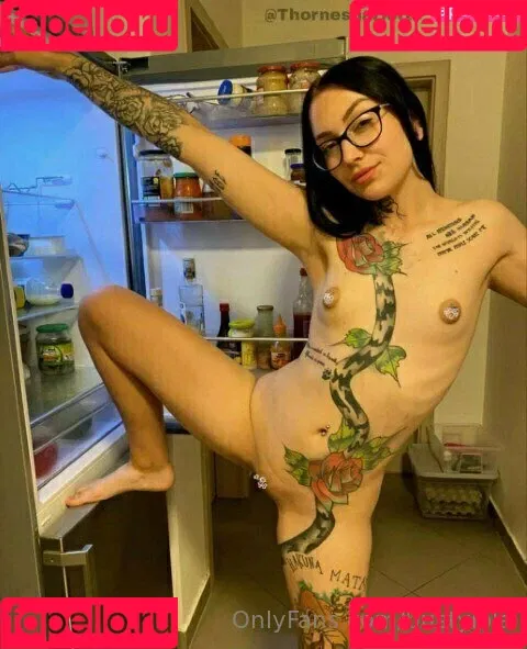 bustylola Onlyfans Photo Gallery 