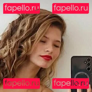 bustylola Onlyfans Photo Gallery 