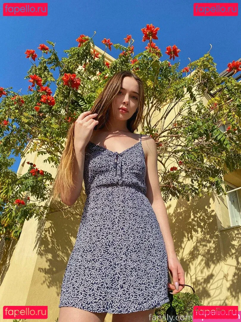 KateKuray Onlyfans Photo Gallery 