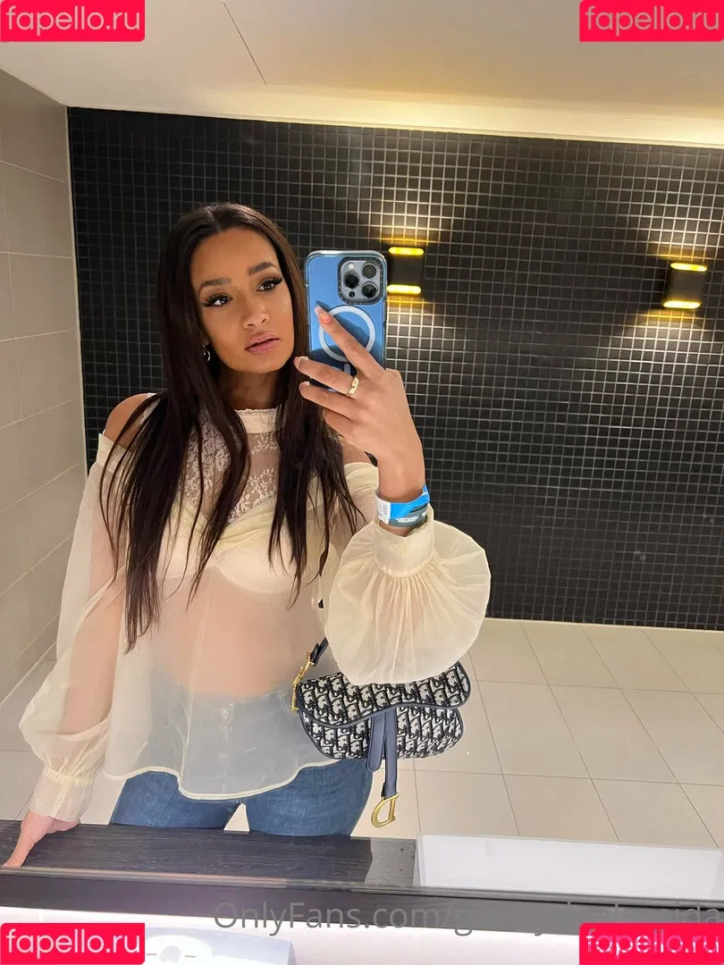 gabbydealmeida Onlyfans Photo Gallery 