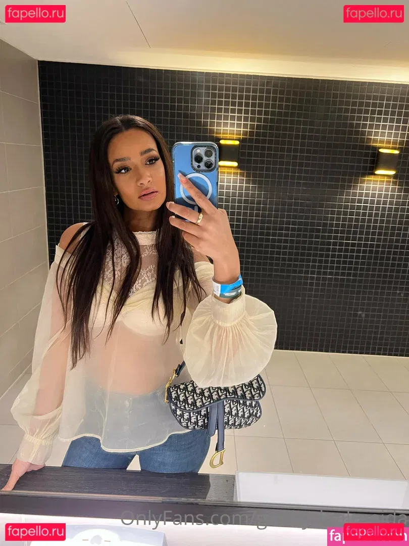 gabbydealmeida Onlyfans Photo Gallery 