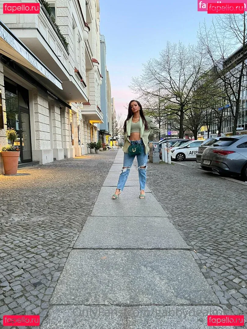 gabbydealmeida Onlyfans Photo Gallery 