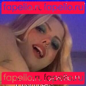 Lyllacham Nude Onlyfans Photo 27