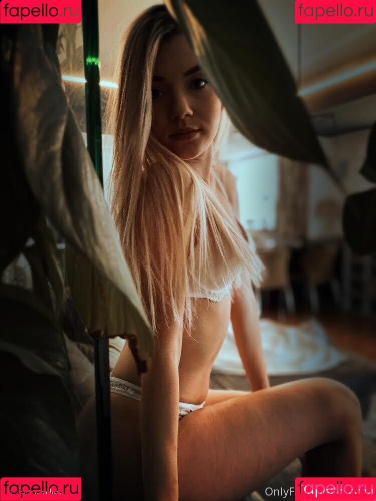 alice_65 Onlyfans Photo Gallery 