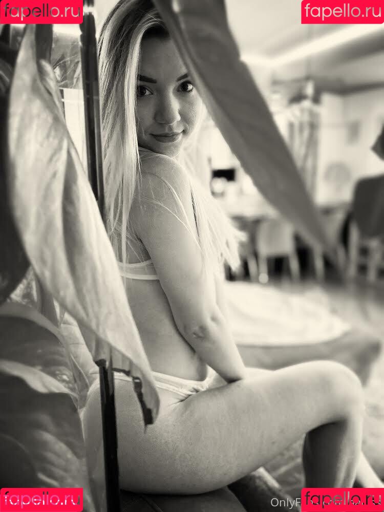 alice_65 Onlyfans Photo Gallery 