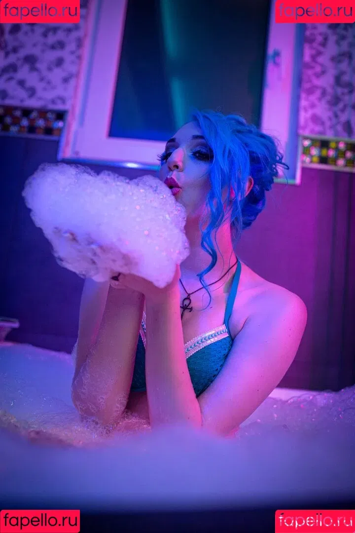 BloodyNyuu Onlyfans Photo Gallery 