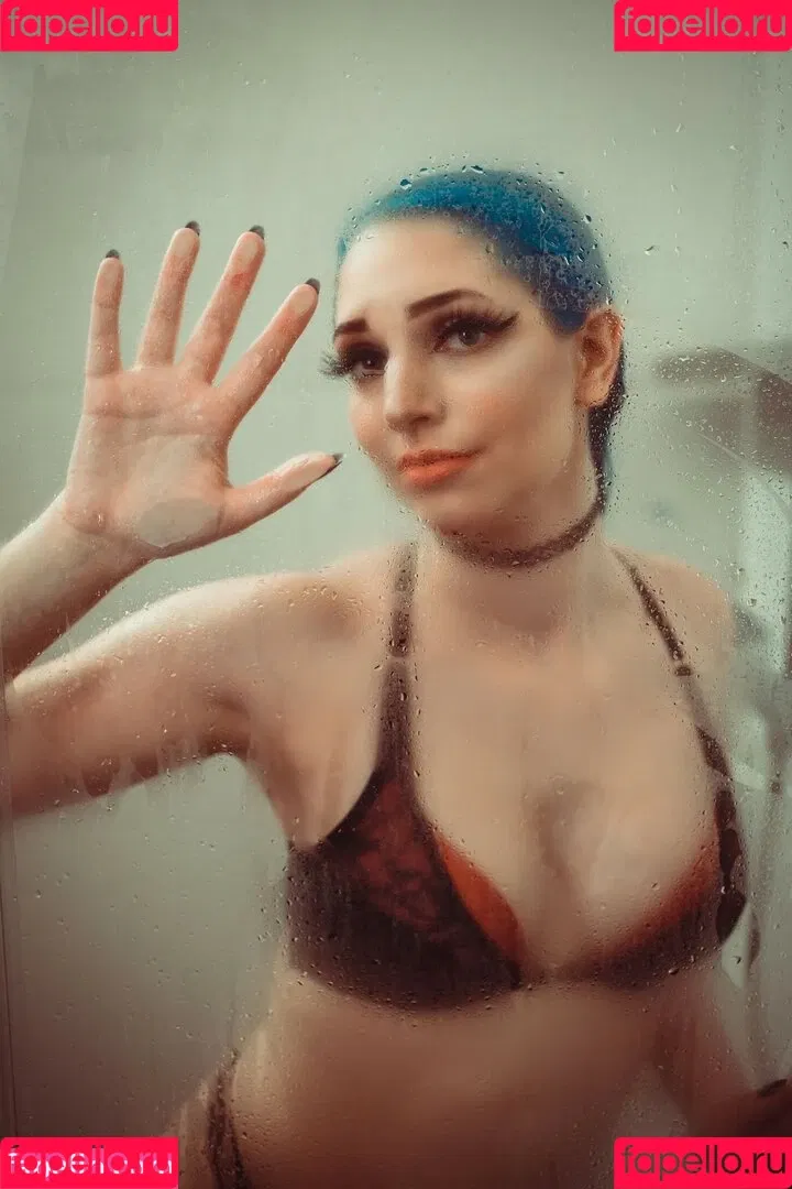 BloodyNyuu Onlyfans Photo Gallery 